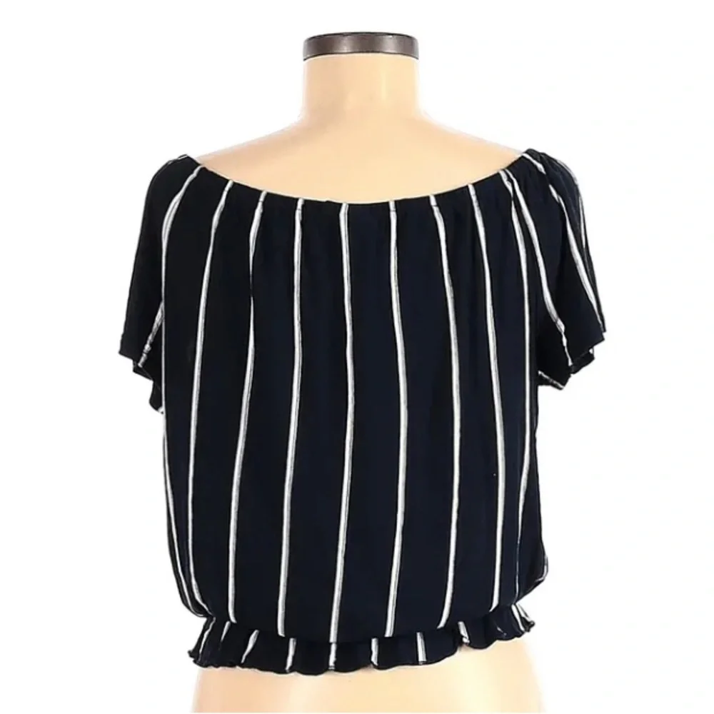 H&M Women Blue Short Sleeve Top L - Picture 2 of 8